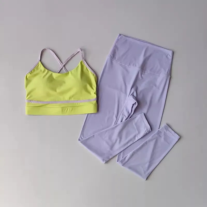 Womens 2-piece Workout Yoga Set.